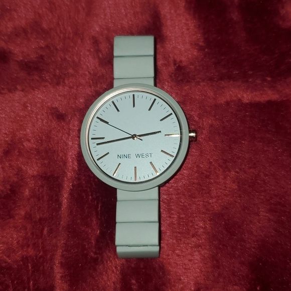 Nine West Ladies Gray Kerena Bracelet Watch Ceramic Look Analog Wristwatch 36mm - Picture 2 of 8